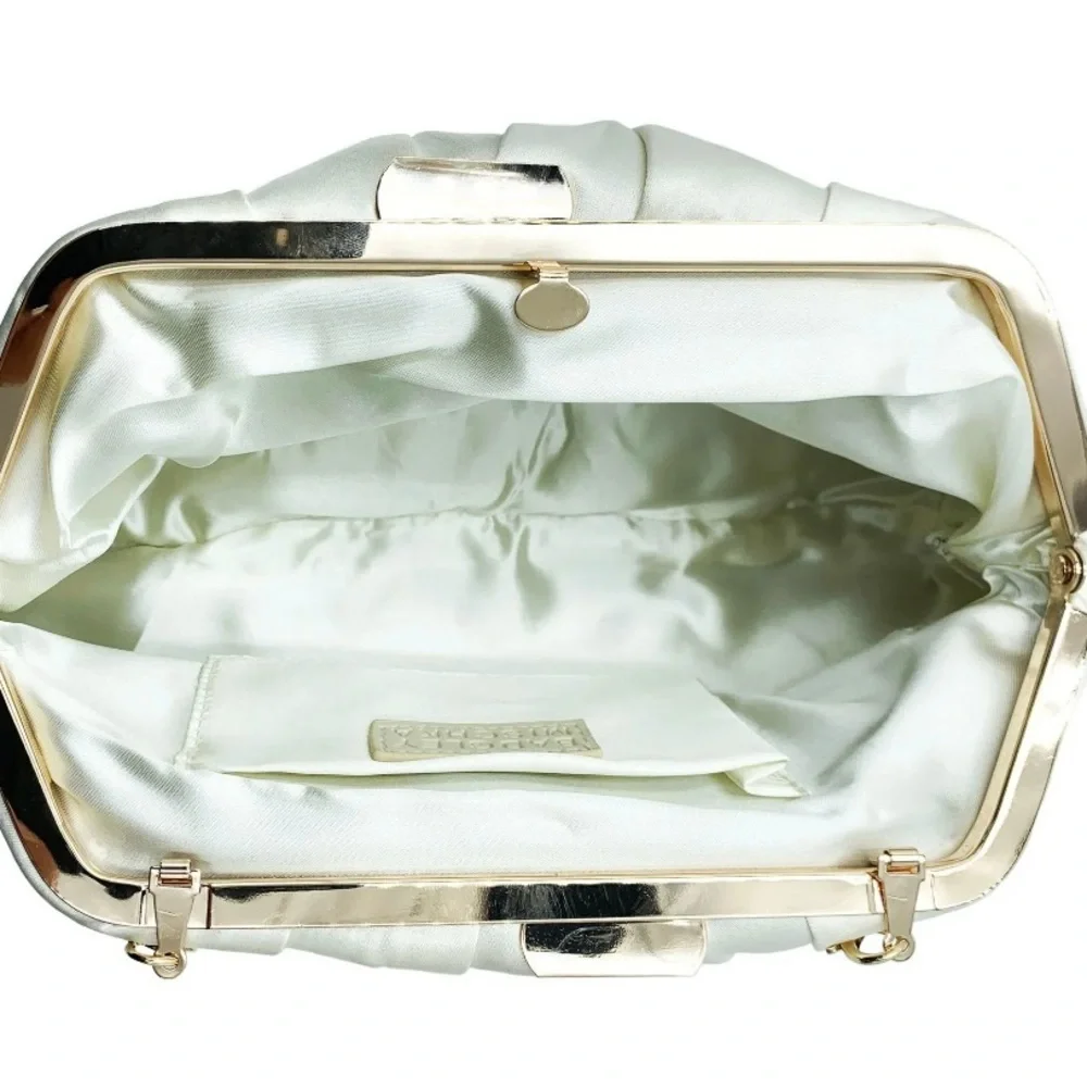 Badgley Mischka Elegant Cream Clutch with Gold Chain
